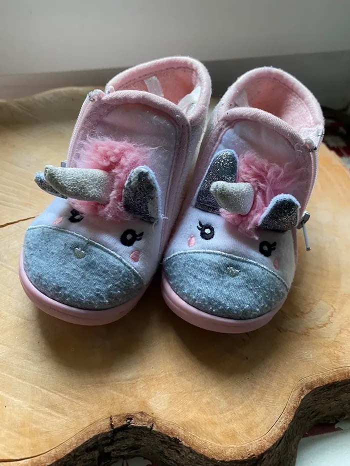 Chaussons fermetures fille licorne 22