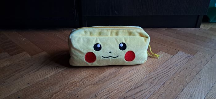 Trousse picatchu en très bon état