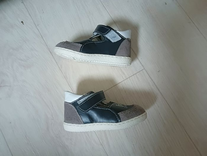Chaussures de marche 19 - photo numéro 6