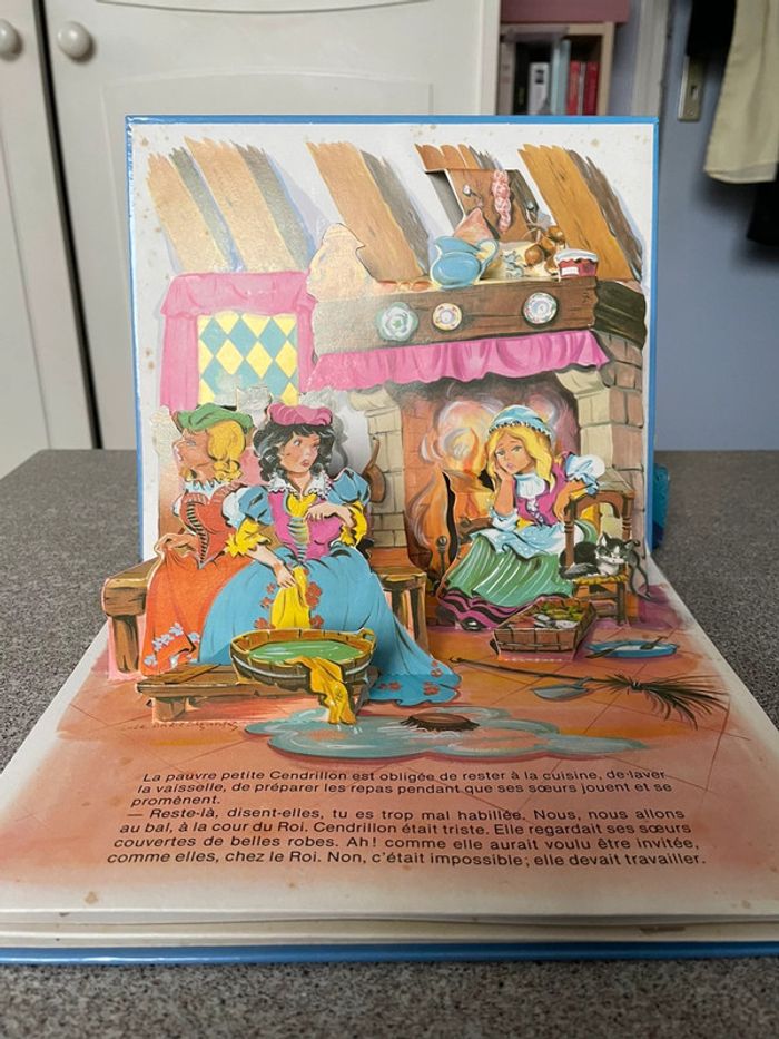 Lot de trois livres Pop Up - photo numéro 6