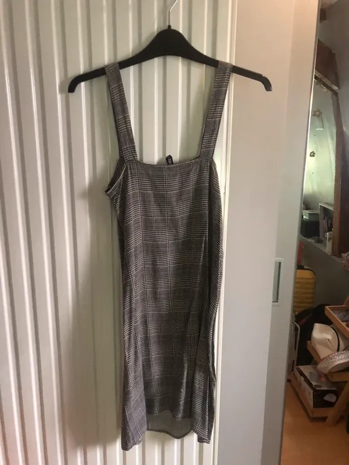 Robe à bretelles - photo numéro 4