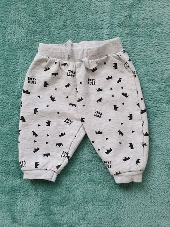 Très beau pantalon 56 cm