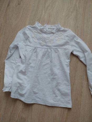 Tee-shirt blanc fleurs phosphorescentes Gémo