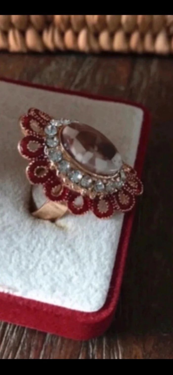 Magnifique bague réglage fleur avec strass et pierre - photo numéro 6