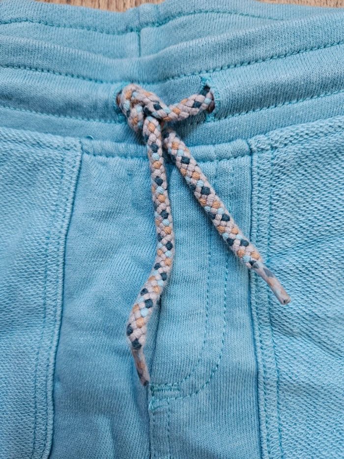 Short bleu clair Kiabi 5 ans - photo numéro 4