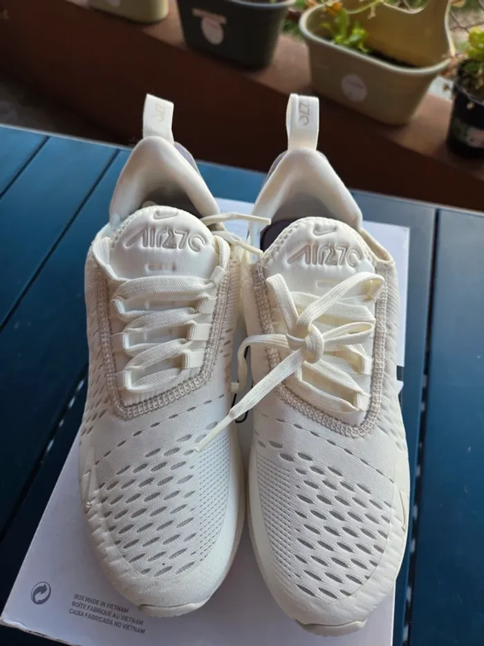 Nike air max 270 femme blanc lila taille 37,5 neuves - photo numéro 4