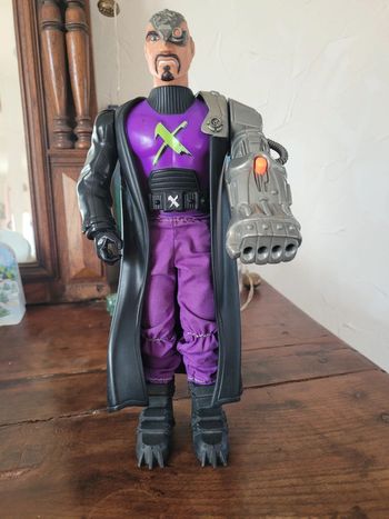 Vends figurine action man docteur x hasbro 2001