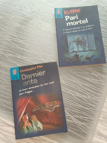 Lot de 2 livres peur Bleue💙
