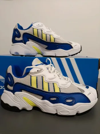 Baskets sneakers adidas ozweego