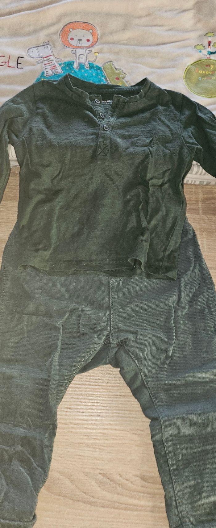 Lot de vêtements bébé garcon 18 mois - photo numéro 4