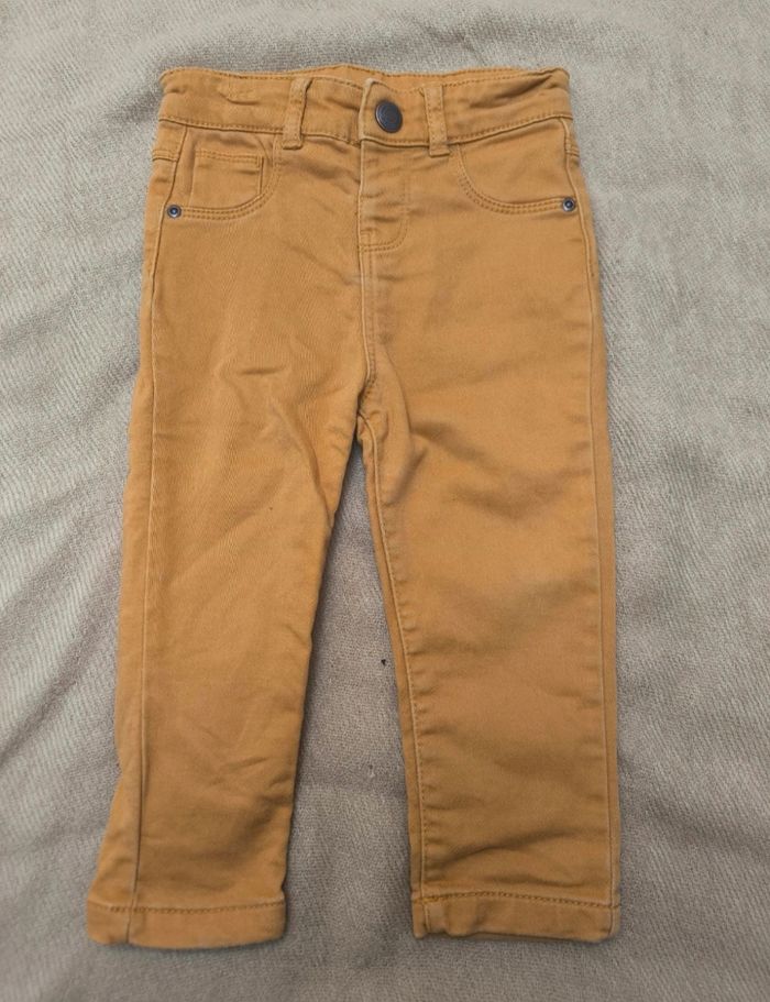 Pantalon moutarde 12-18 mois