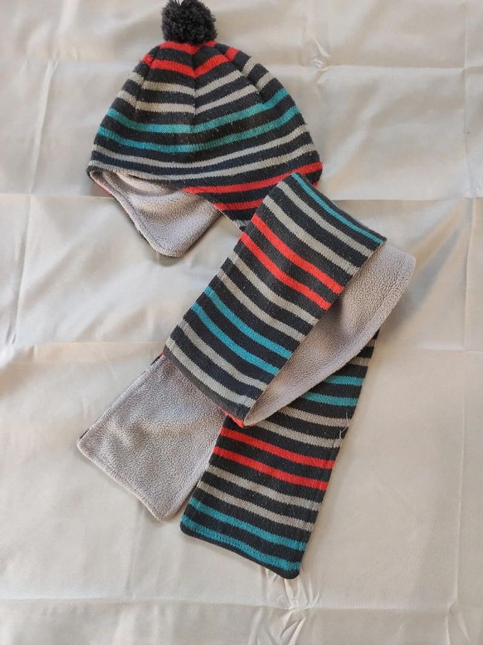 Écharpe et bonnet