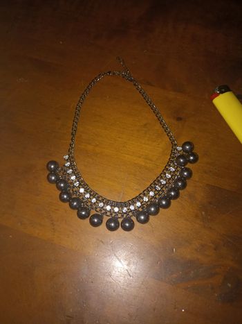Collier strass et boules