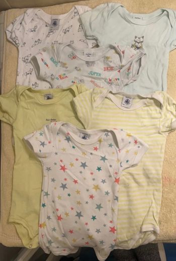 Lot de Bodies 12M