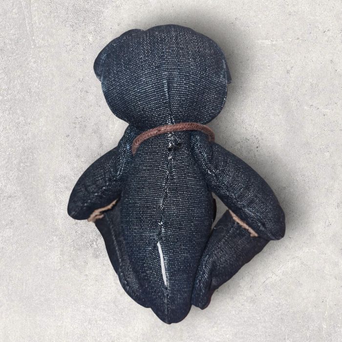 Peluche ours en tissu jeans Levi's - photo numéro 3