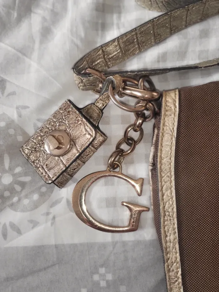 Sac bandouliere Guess - photo numéro 3