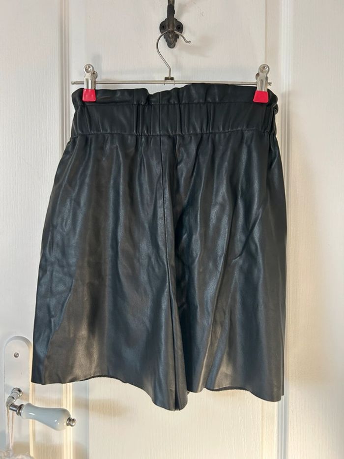 Short en cuir - photo numéro 3
