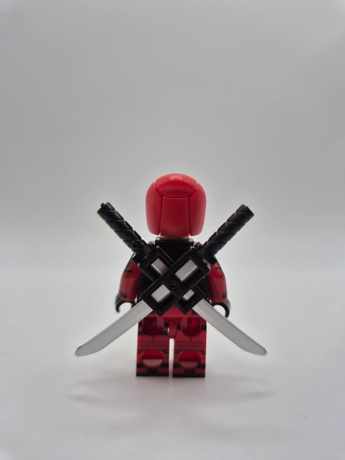Figurine type lego Deadpool Marvel - photo numéro 4
