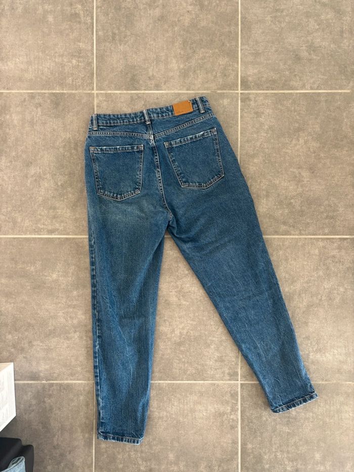 Jean mom fit Bershka - photo numéro 4