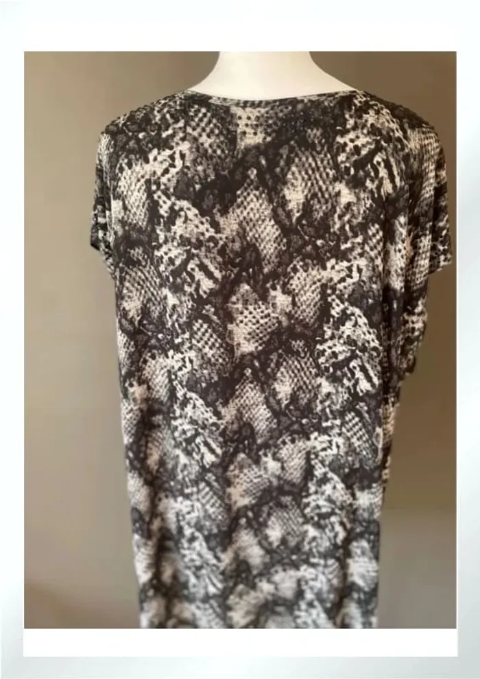 Robe à clous avec motifs - photo numéro 6