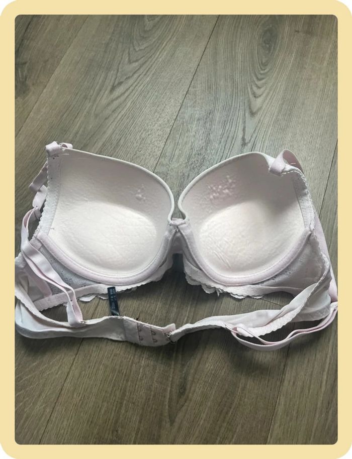 Soutien gorge - photo numéro 2