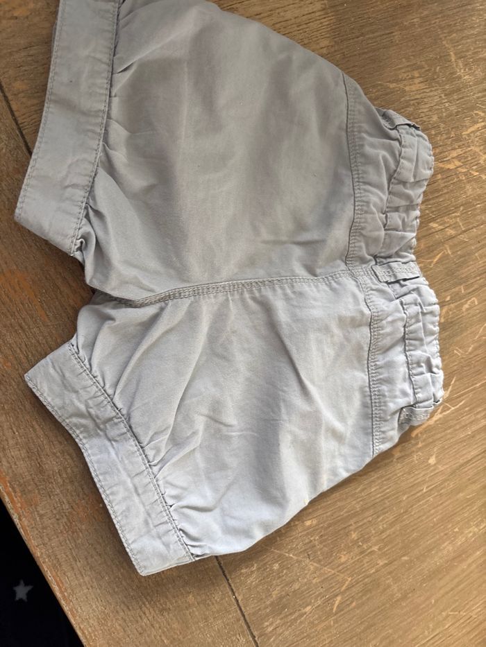 Short fille - photo numéro 3