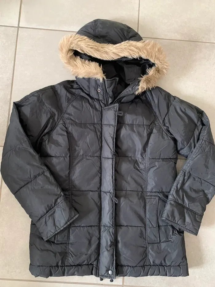 doudoune noir Naf Naf taille 40