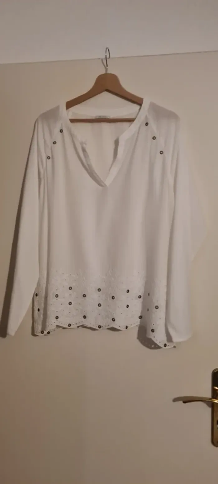 Blouse blanche détails fleuris IKKS