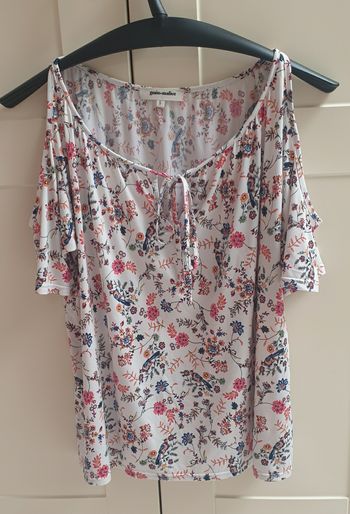 Tee shirt
