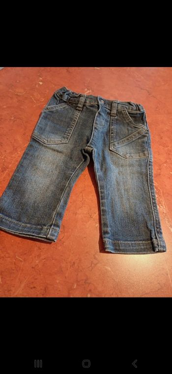 Jean bébé taille 6 mois