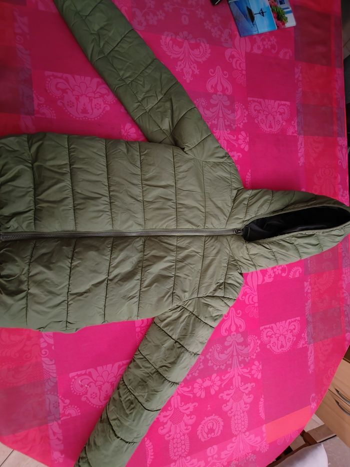 Manteau leger et chaud 8-9 ans - photo numéro 3