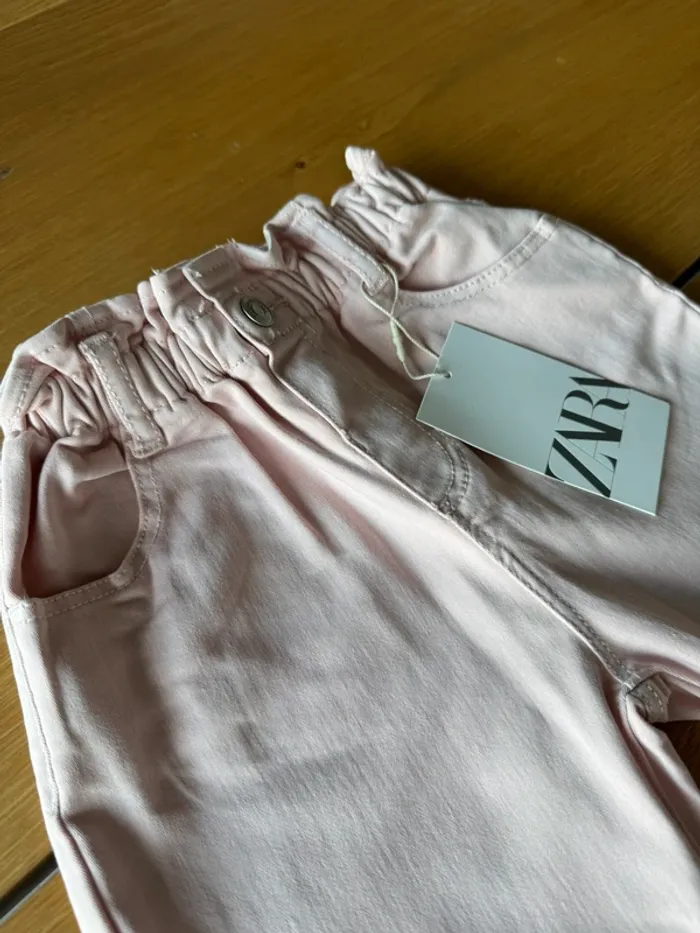 Pantalon taille haute rose pâle NEUF - Taille 4 Ans - photo numéro 3