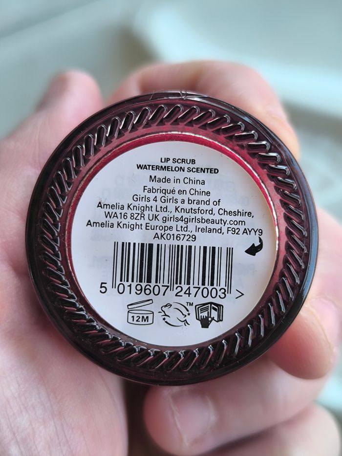 Exfoliant à lèvres Girls4girls - photo numéro 3