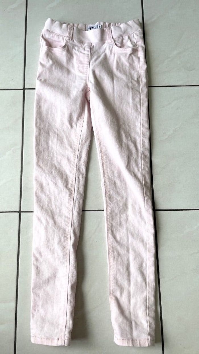 Pantalon T 10 ans Gémo rose taille élastiquée