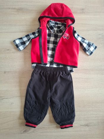 Ensemble bébé chemise à carreaux, gilet polaire à capuche rouge et pantalon garçon 3 mois