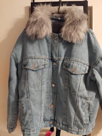 Joli Blouson en Jean fourré Col Fourrure démontable tbe