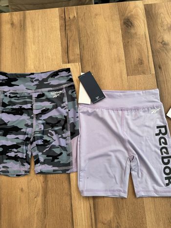 2 shorts Reebok