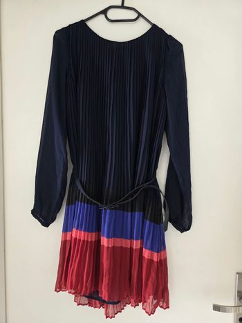 Robe chic plissé manches longues transparente