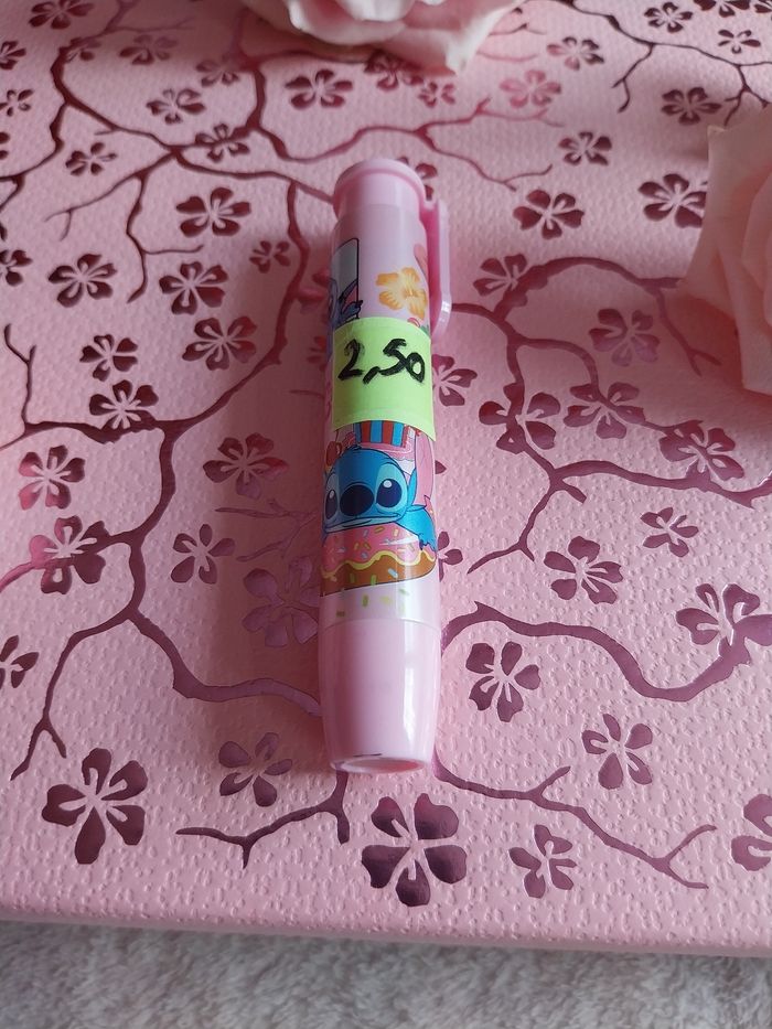 Stylo gomme stitch