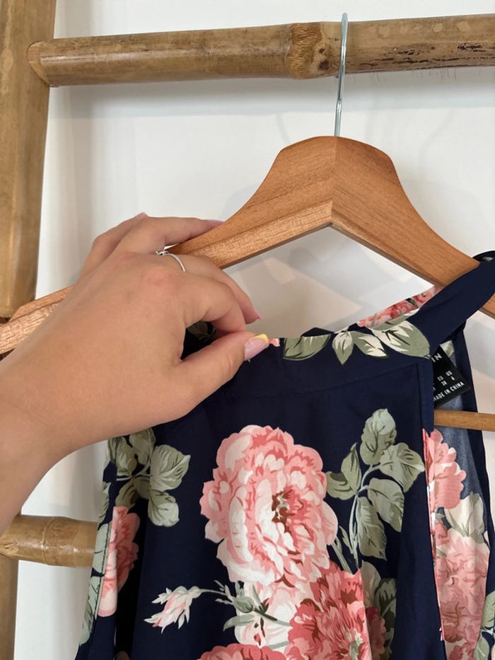 Longue robe à fleurs - photo numéro 3