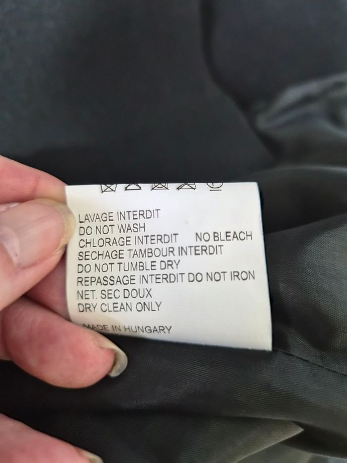 Veste noire tailleur – Carven – Taille 38 – Laine vierge & cachemire - photo numéro 7