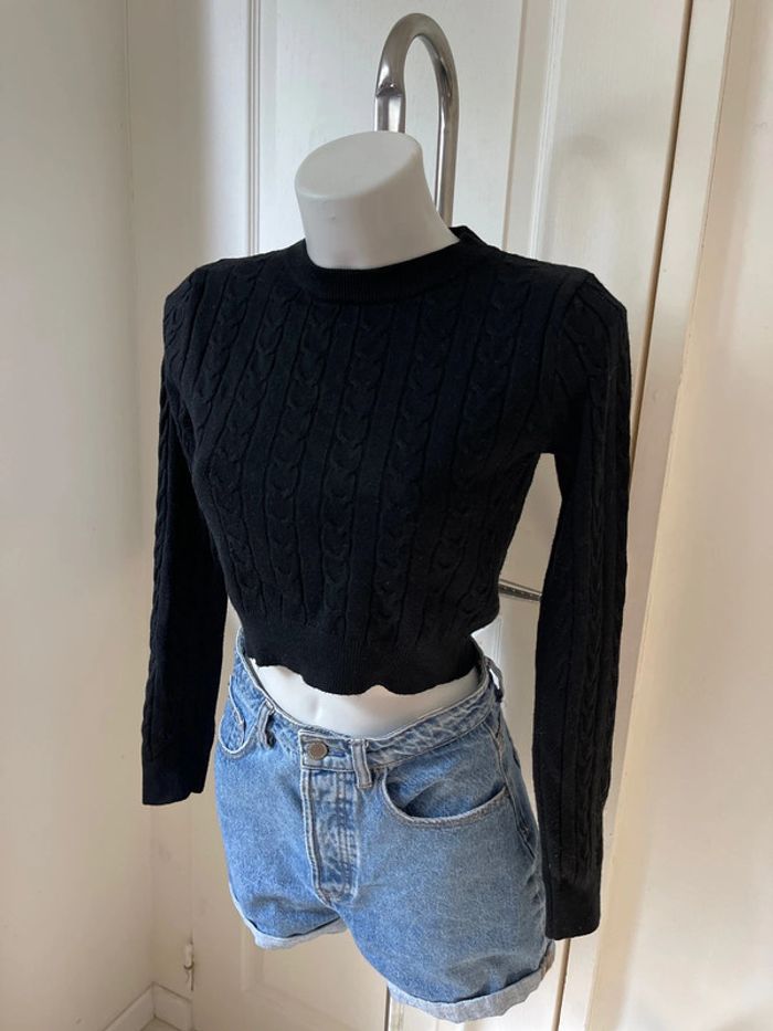 Pull noir - photo numéro 6