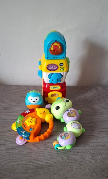 Lot jouets d'activités