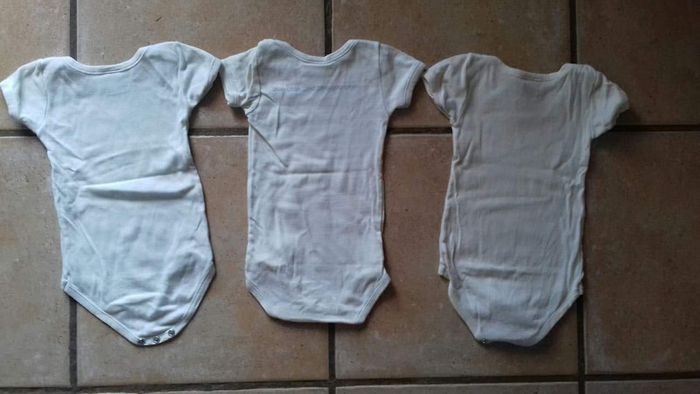 Bodies 6mois mixte - photo numéro 3
