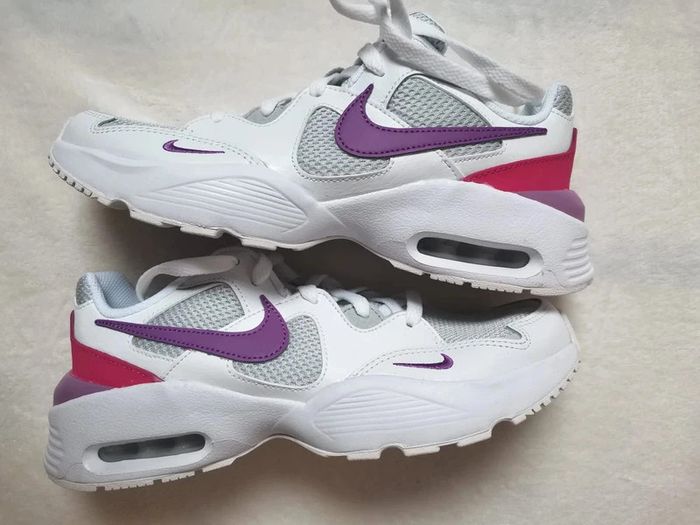Très belle baskets en cuir NIKE | Pointure 38