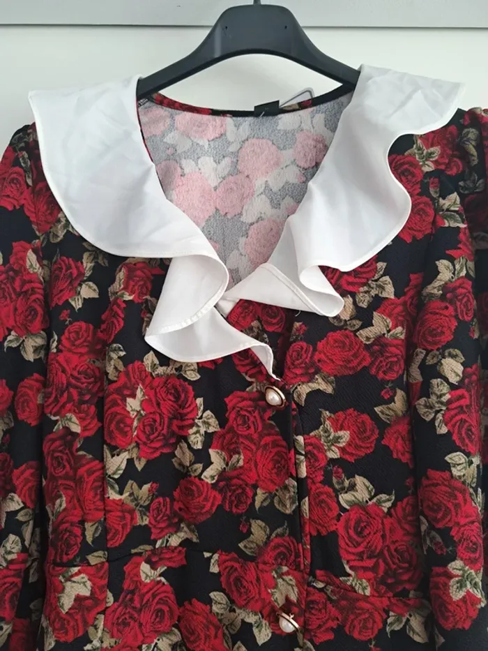 Robe Shein M - photo numéro 2