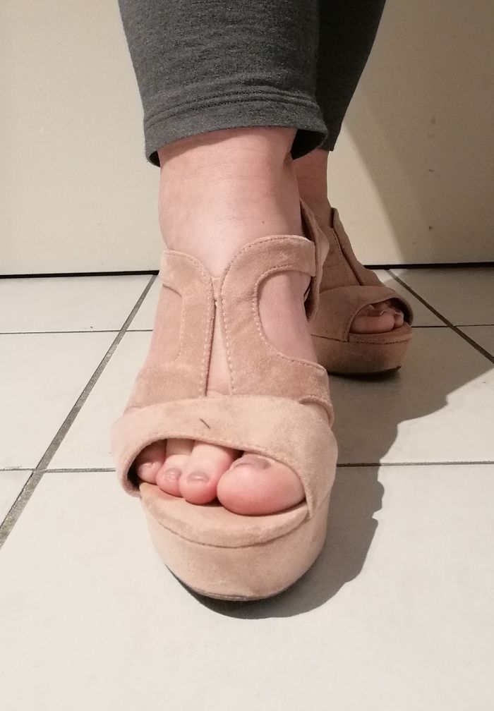Sandales à talons - photo numéro 4
