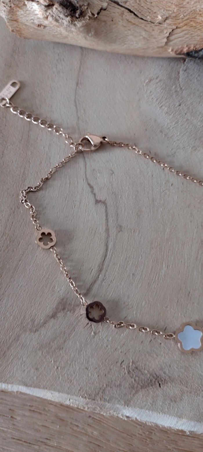 Bracelet fleurs - photo numéro 4