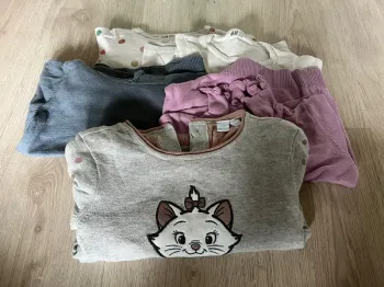 Lot de vêtements 2 ans