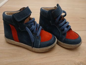 Basket bottine taille 23